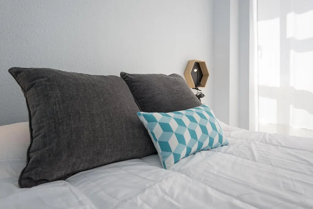 Malagasuite Center & Parking Apartment Malaga